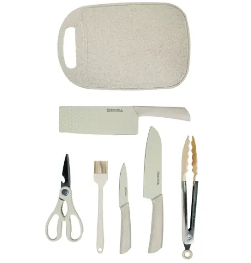 set de cuchillos con tabla.webp