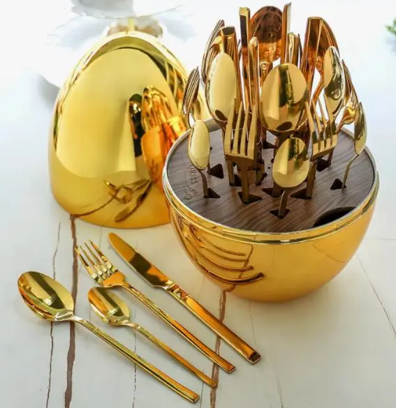set cubiertos.webp